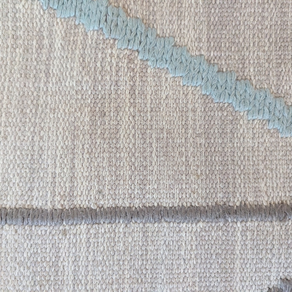 Geometric Patterned Rug with Multicolor Design - Picture 3 of 4